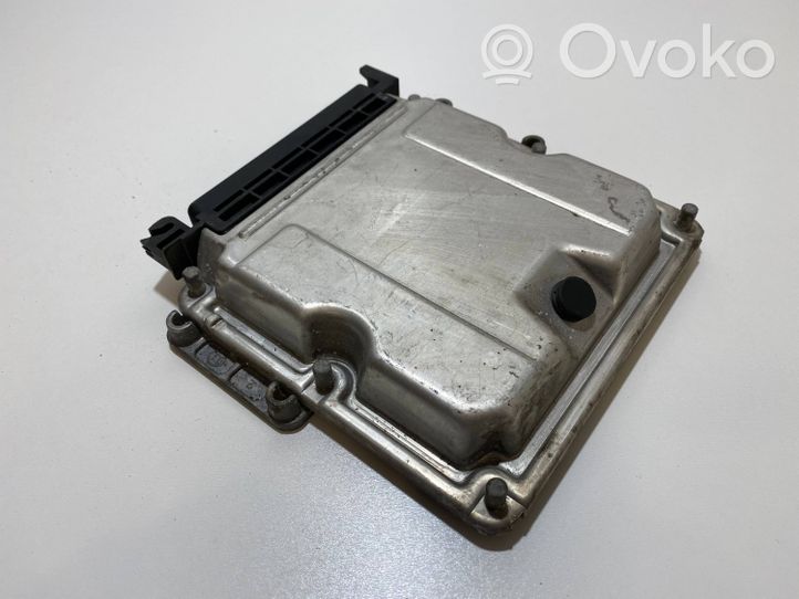 Peugeot 607 Calculateur moteur ECU 9641188180