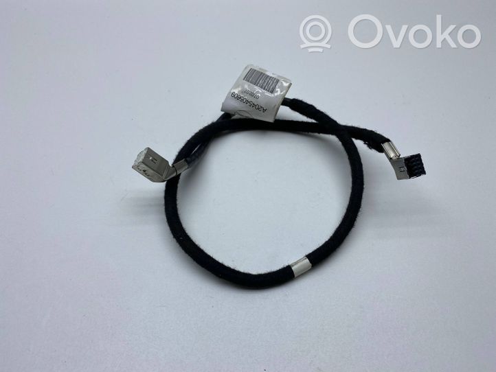 Mercedes-Benz C W204 Cables del cambiador de CD A2045405609