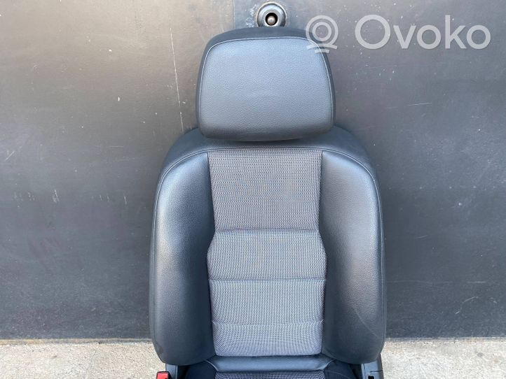 Mercedes-Benz C W204 Asiento delantero del conductor 