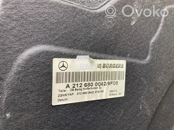 Mercedes-Benz E W212 Tappetino di rivestimento del bagagliaio/baule A2126800042