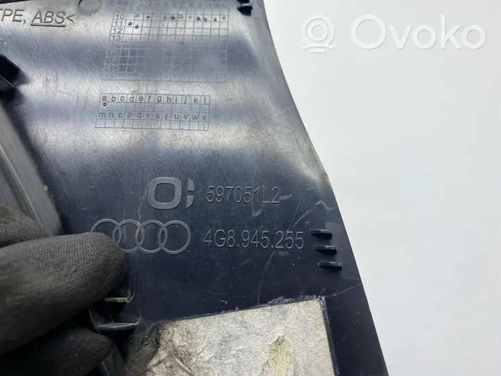 Audi A7 S7 4G Takavalon valaisimen muotolista 4G8945255