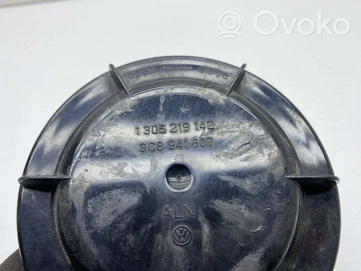 Volkswagen PASSAT CC Headlight/headlamp dust cover 3C8941607