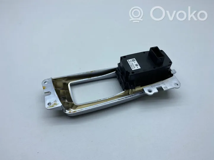 BMW 7 F01 F02 F03 F04 Interruptor del freno de mano/estacionamiento 9159997