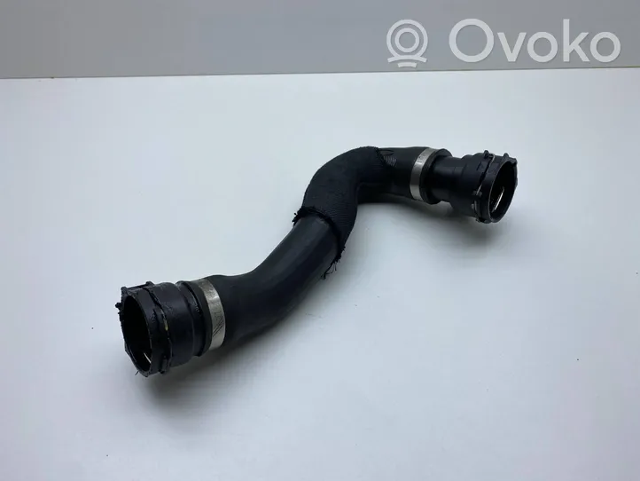 Audi Q5 SQ5 Tuyau de liquide de refroidissement moteur 8R0121055B