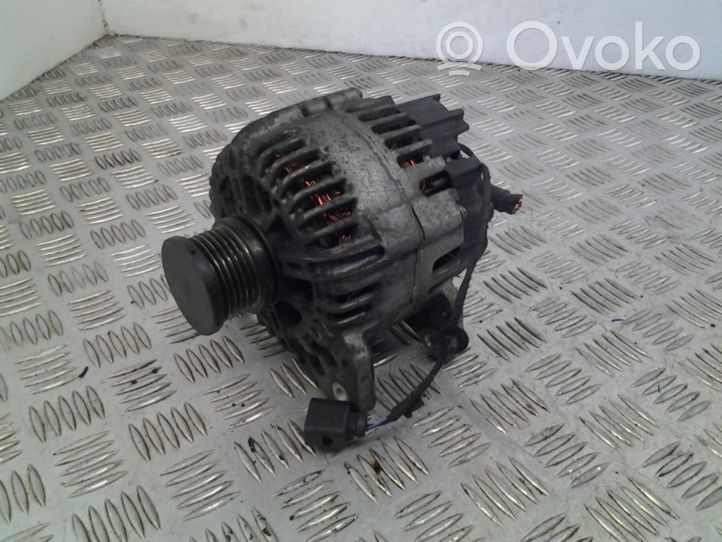 Volkswagen Crafter Generaattori/laturi 03L903024A