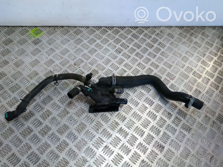 Ford Fiesta Thermostat/thermostat housing CM5G9K478GA