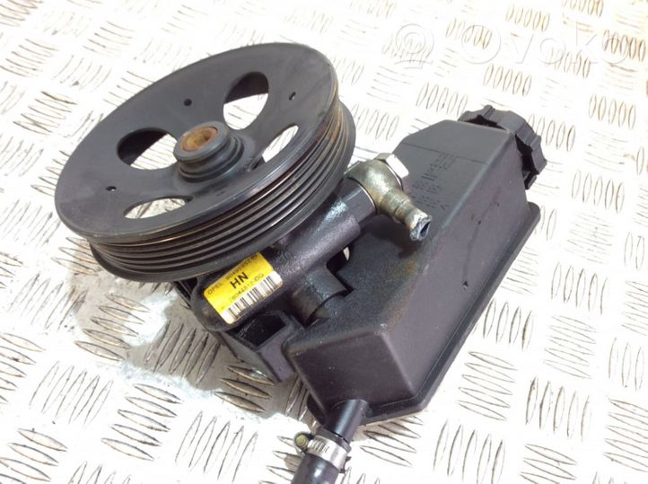 Opel Vectra C Power steering pump 90495957