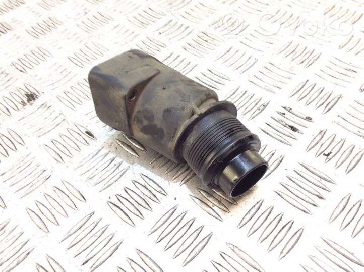 Volkswagen Crafter Coolant pipe/hose 03L131111R