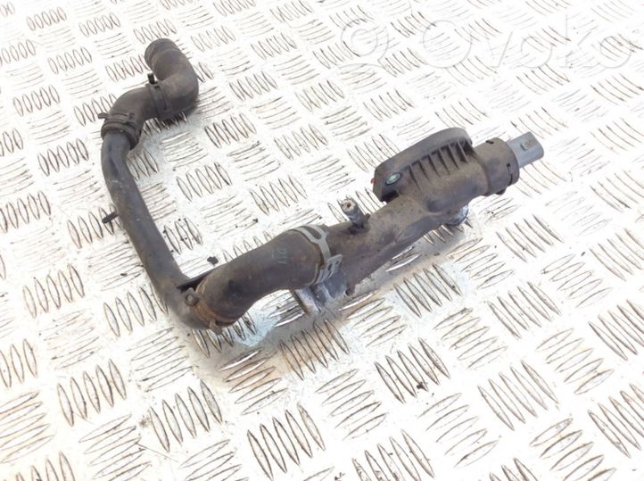 03L122157R Audi A4 S4 B8 8K Tuyau de liquide de refroidissement moteur