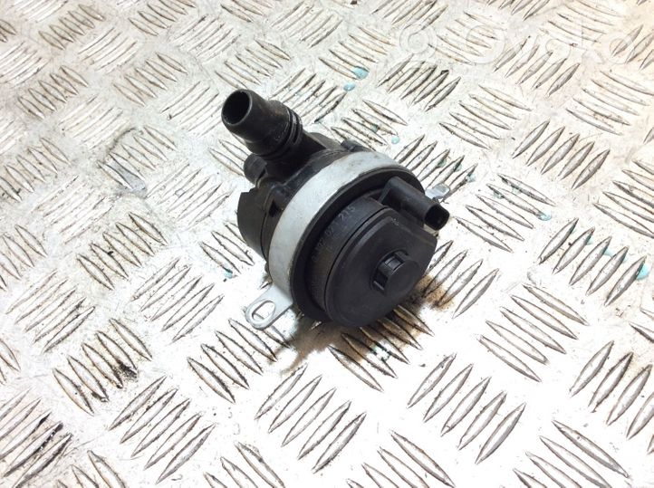 BMW 4 F32 F33 Pompe à eau de liquide de refroidissement 9147359