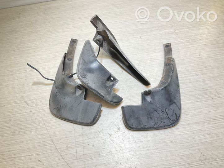 Toyota Camry Front mudguard 7662133050