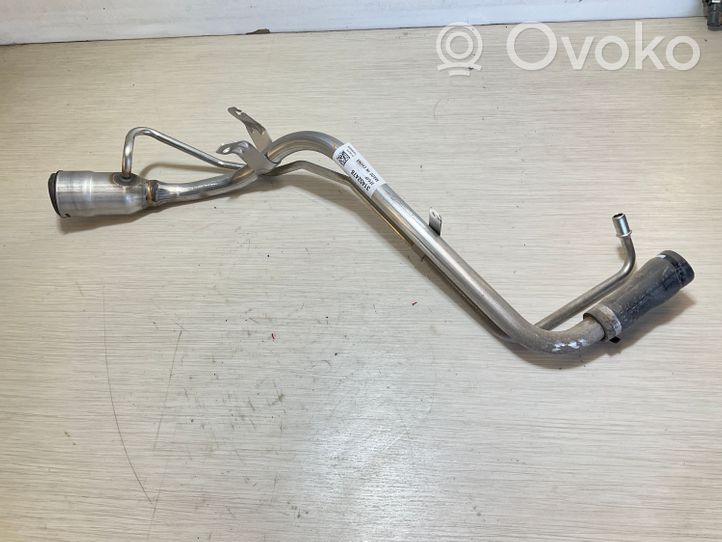 Volvo XC40 Tubo e bocchettone per riempimento serbatoio del carburante 31452478