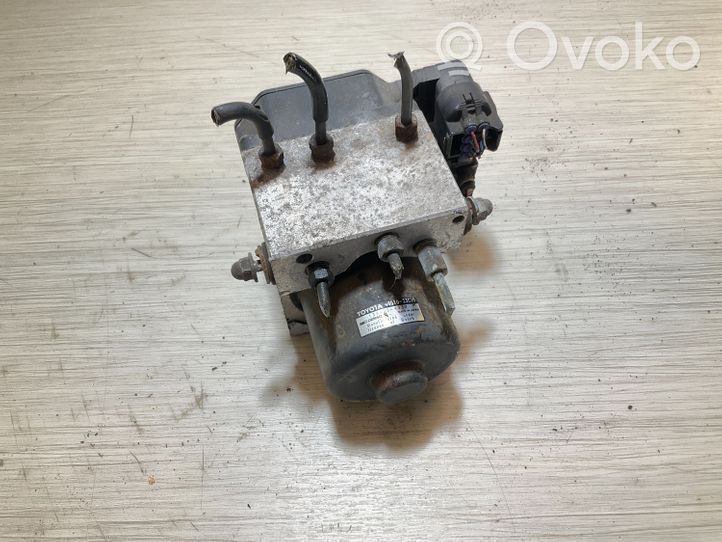 Toyota Camry ABS-pumppu 4451033070