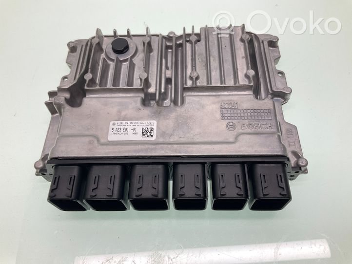 BMW 1 F40 Variklio valdymo blokas 170464134