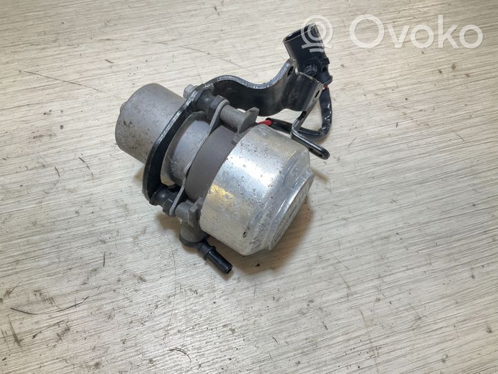 Audi Q3 F3 Alipainepumppu 5Q0612181