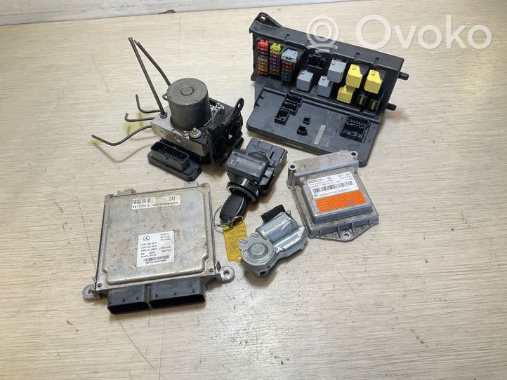 Mercedes-Benz Sprinter W906 Sterownik / Moduł ECU A6519000601