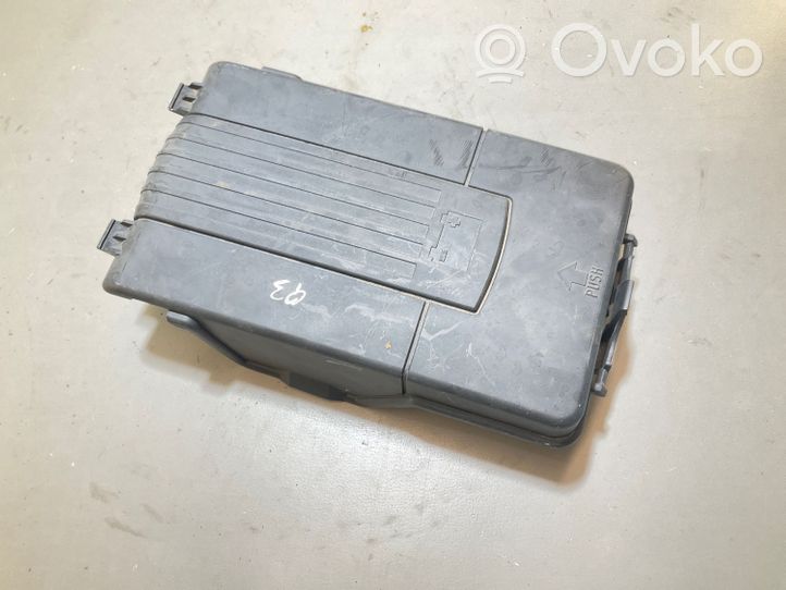 Audi Q3 8U Battery box tray cover/lid 3C0915443A