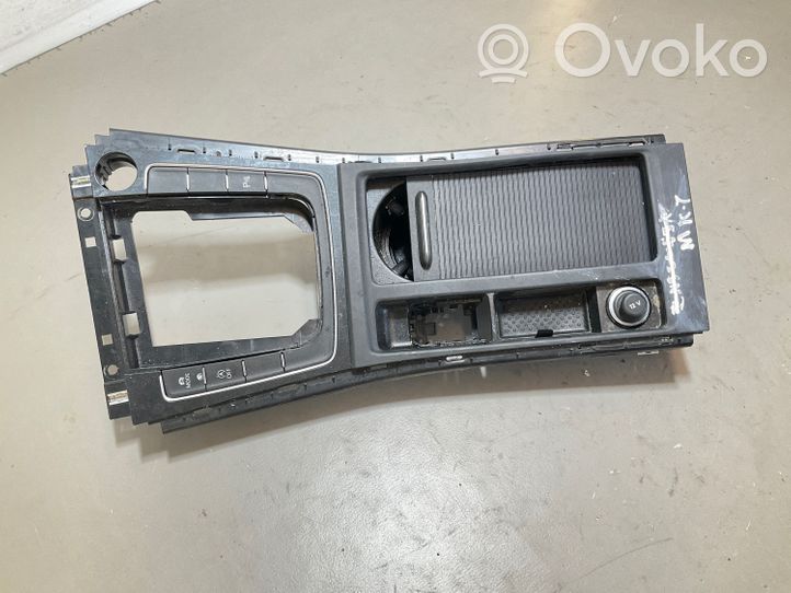 Volkswagen Golf VII Becherhalter Getränkehalter Cupholder 5G0862531