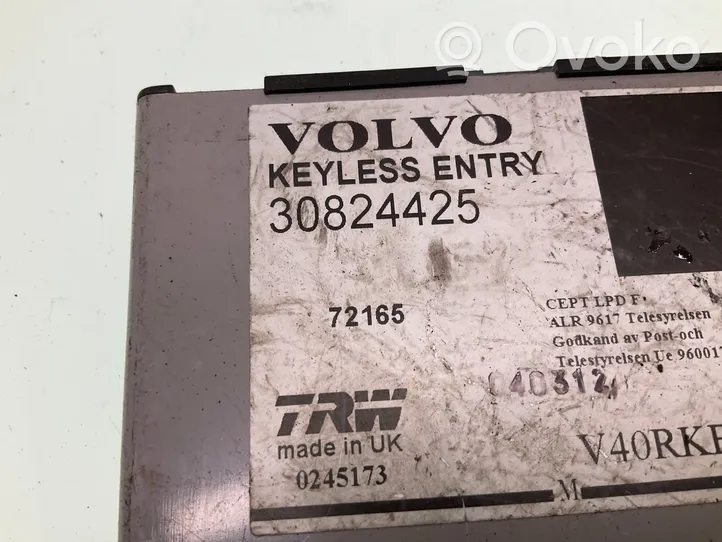 Volvo S40, V40 Unidad de control/módulo del bloqueo de puertas 30824425