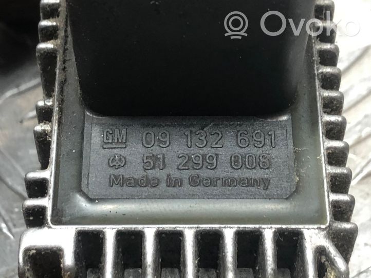 Opel Zafira A ABS relay 09132691