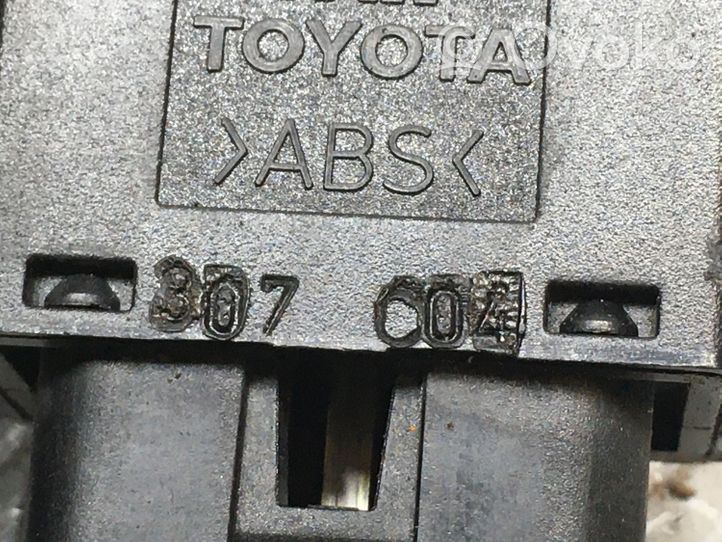 Toyota Corolla E120 E130 Keskuslukituksen kytkin 489082