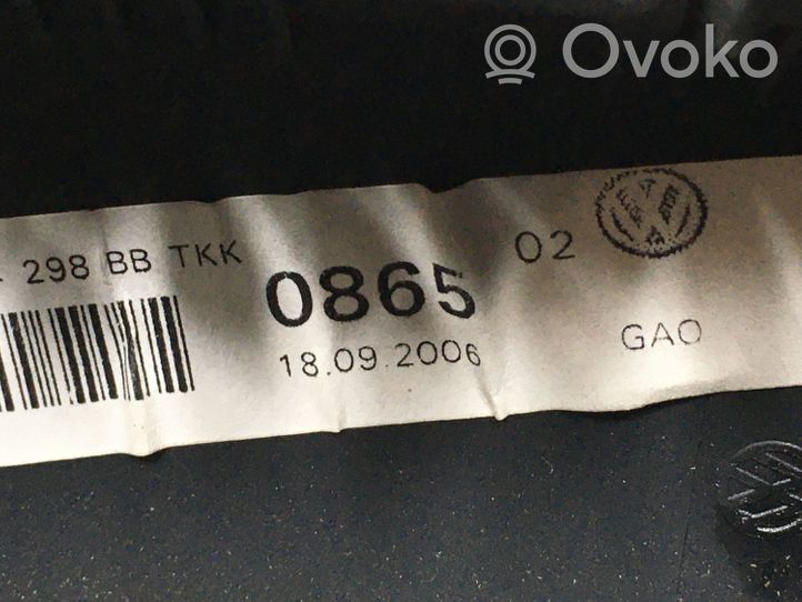 Volkswagen PASSAT B6 Grille d'aération arrière 3C0819203