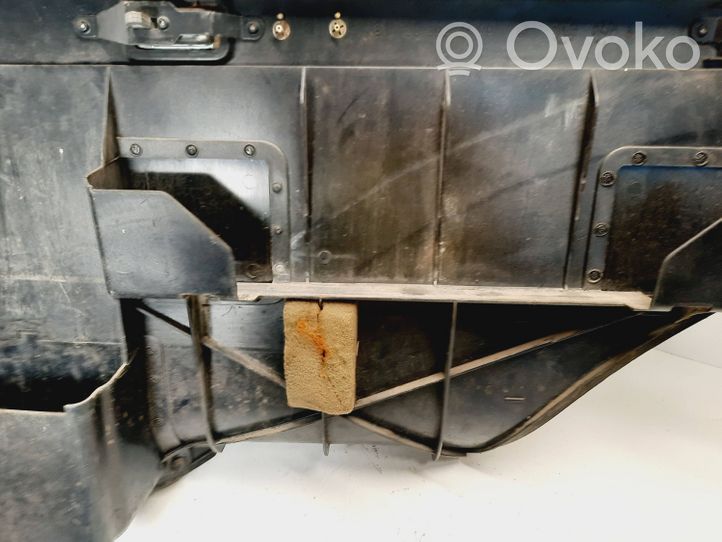 Mercedes-Benz W123 Rivestimento pannello inferiore del bagagliaio/baule 1236922489