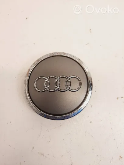 Audi A3 S3 8P Borchia ruota originale 4B0601170A