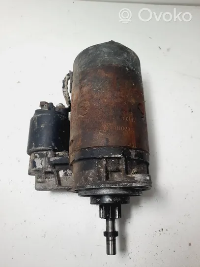 Volkswagen Golf I Starter motor 0001317009