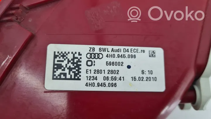 Audi A8 S8 D4 4H Lampa tylna 4H0945096