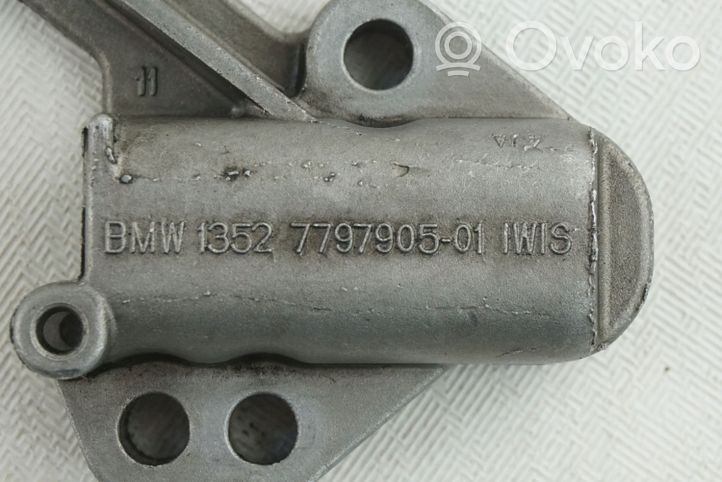 BMW 1 F20 F21 Napinacz paska / łańcucha rozrządu 7797905