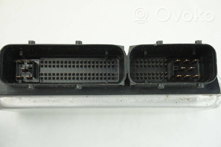 Volkswagen Touran I Unité de commande, module ECU de moteur 06G906022B