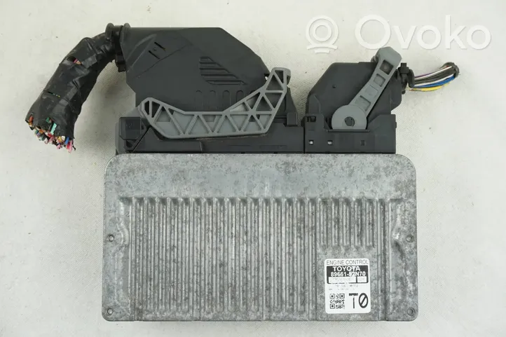 Toyota Verso Moottorin ohjainlaite/moduuli 8966152N70