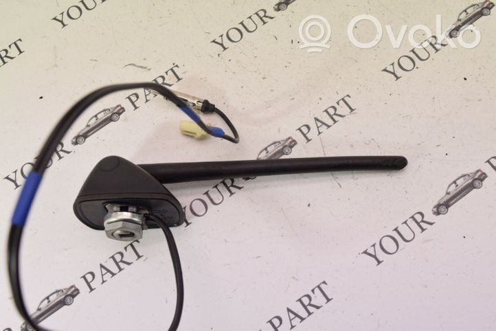 Lexus RX 330 - 350 - 400H Radion antenni 