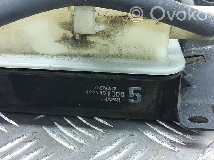 Toyota Prius (XW20) Ventilatoru komplekts 4227501300