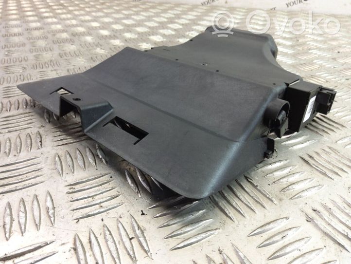 BMW 7 F01 F02 F03 F04 Guía de aire del intercooler 9217988