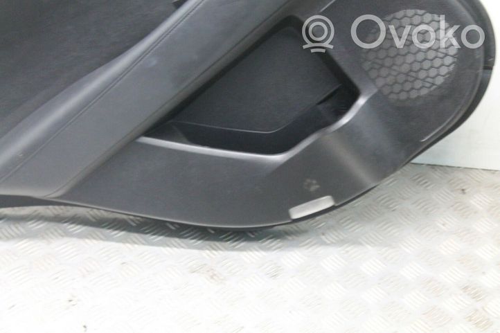 Lexus RX 330 - 350 - 400H Takaoven verhoilu 