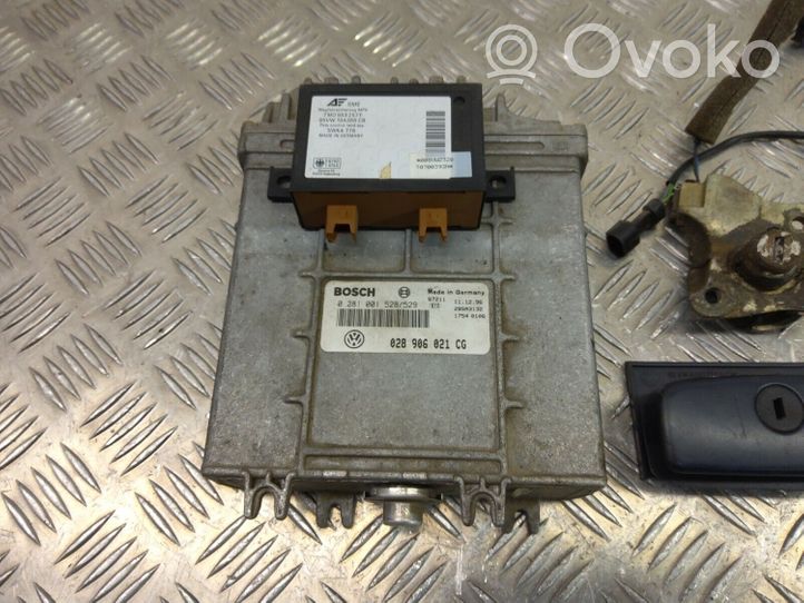 Volkswagen Sharan Juego de cerradura y set ECU del motor 028906021CG