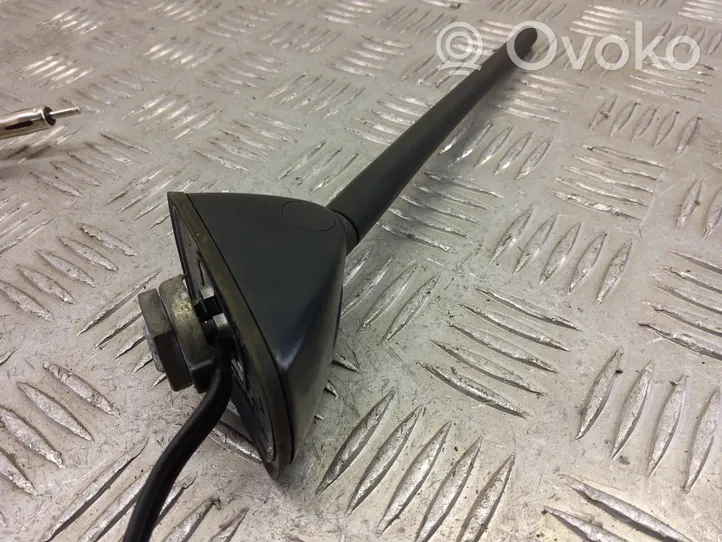 Lexus RX 330 - 350 - 400H Radion antenni 