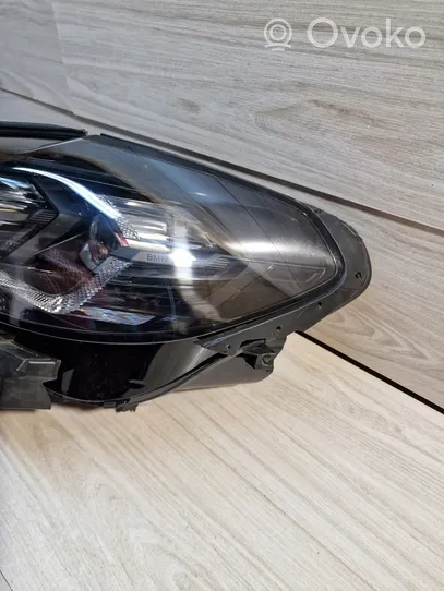 BMW X3 G01 Lampa przednia 