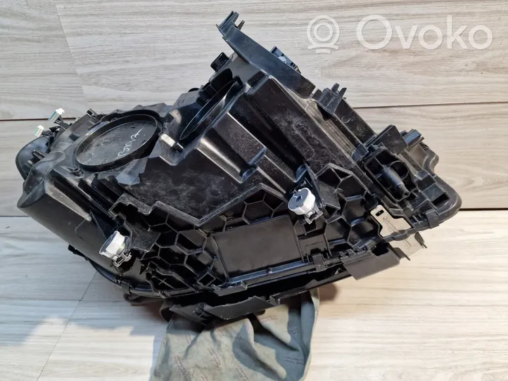 BMW X3 G01 Lampa przednia 