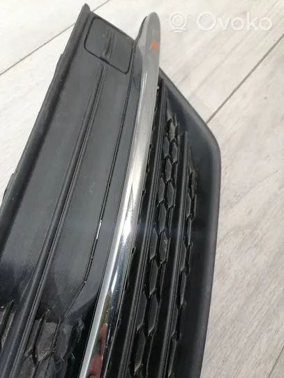 Volvo XC90 Grille inférieure de pare-chocs avant 31383442