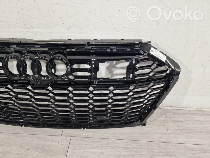 Audi RS6 C8 Grille calandre supérieure de pare-chocs avant 4K8853651F