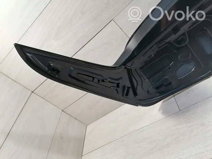 BMW X5 G05 Spoiler tylnej szyby klapy bagażnika 7450606