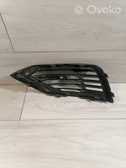 Volvo V60 Grille inférieure de pare-chocs avant 31688827