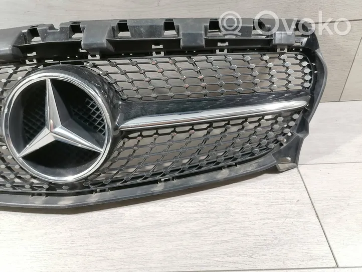 Mercedes-Benz CLA C117 X117 W117 Griglia superiore del radiatore paraurti anteriore A1178880600