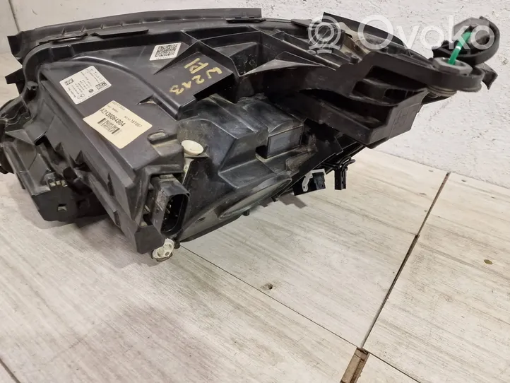 Mercedes-Benz E W213 Lampa przednia A2139064804KZ