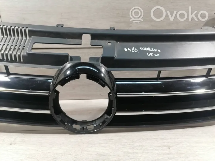 Volkswagen Sharan Atrapa chłodnicy / Grill 7N0853653B