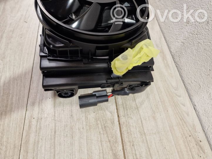 32382136 Volvo XC90 Optional radiator, 470.59 € | RRR 