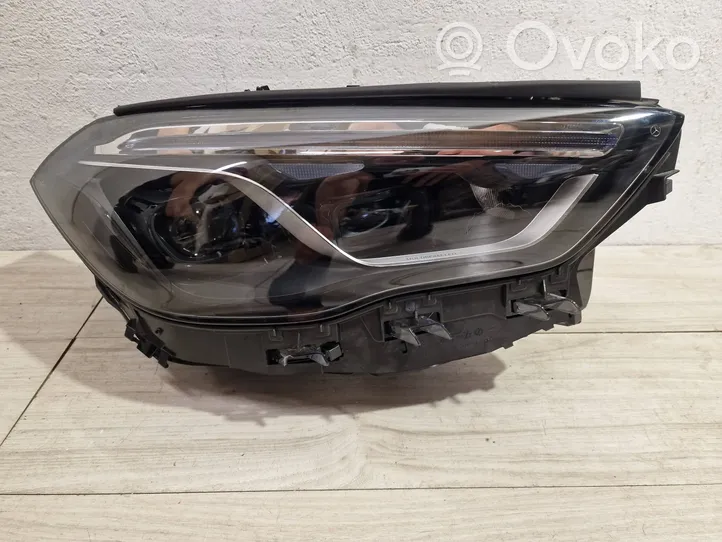 Mercedes-Benz GLA H247 Faro/fanale A2479064204